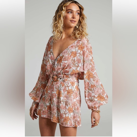 Amalie the Label Pants - Amalie Lorete Wildflower Floral V Neck Long Sleeve Belted Romper Playsuit New